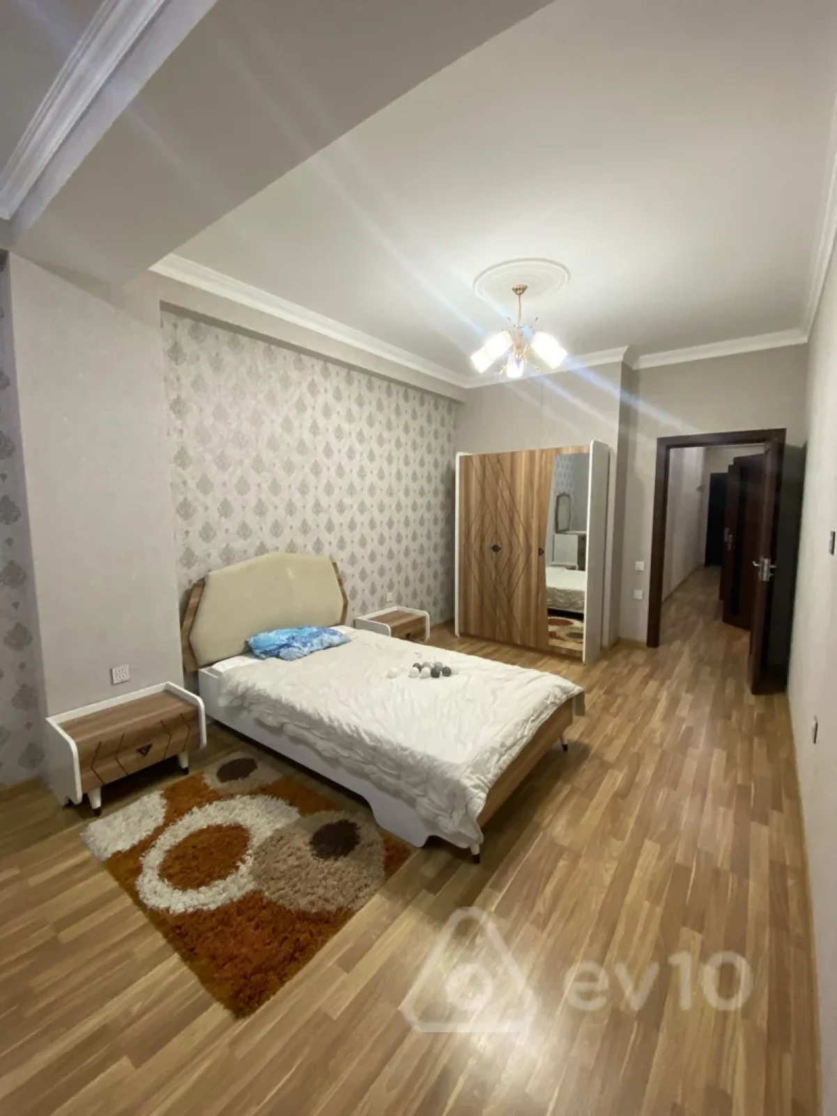 Satılır 2 otaqlı yeni tikili 64 m²