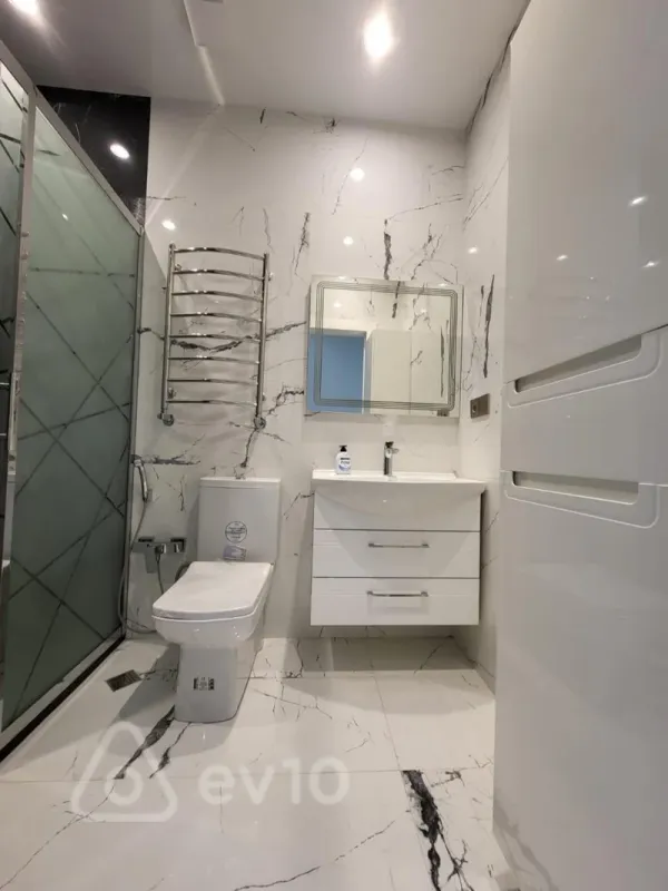 Kirayə verilir 3 otaqlı yeni tikili 100 m²