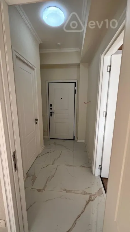 Kirayə verilir 2 otaqlı yeni tikili 48 m²