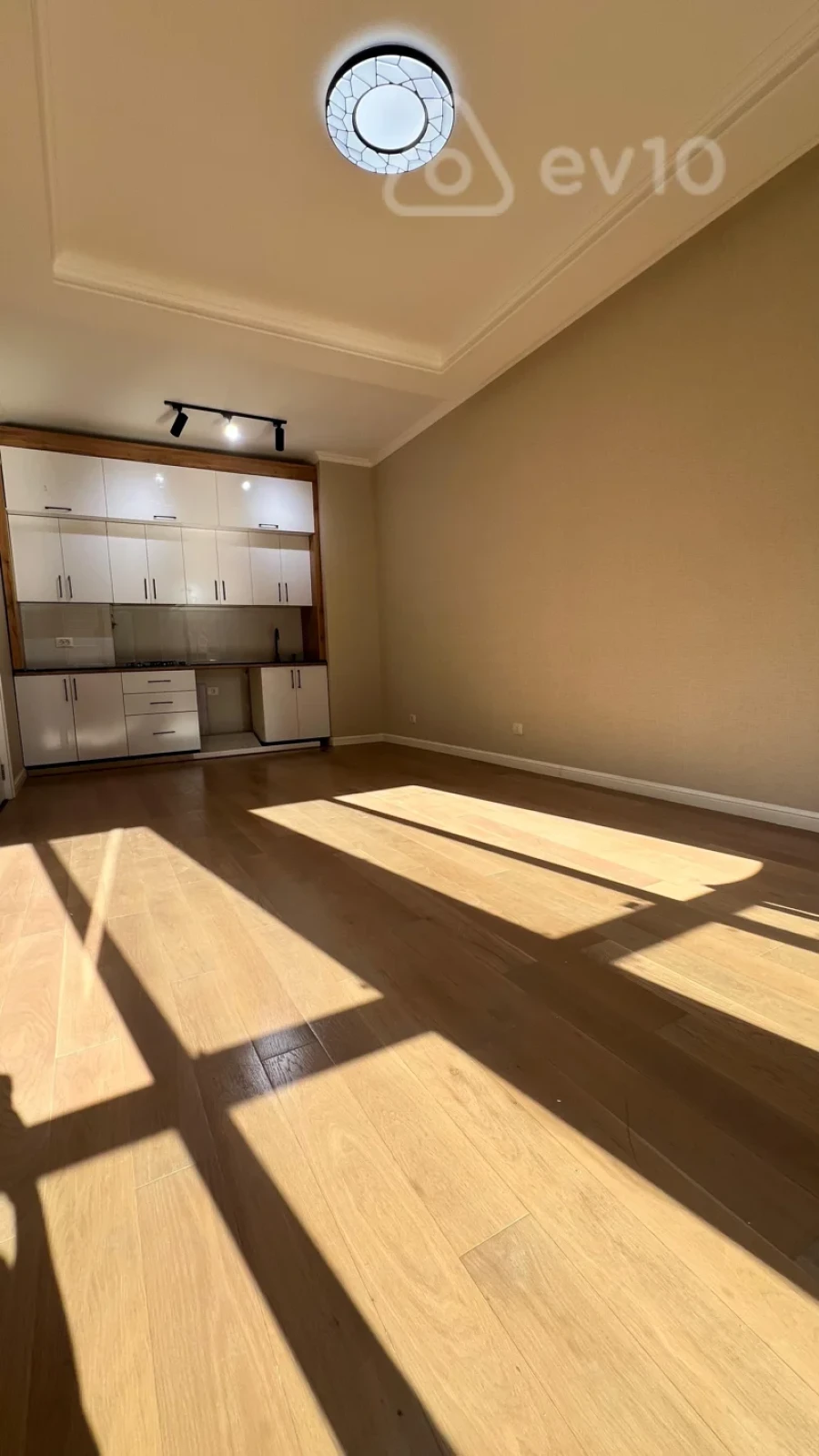 Kirayə verilir 2 otaqlı yeni tikili 48 m²