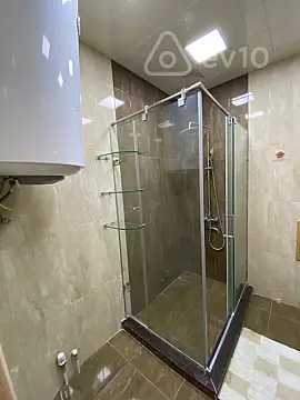 Kirayə verilir 4 otaqlı yeni tikili 194 m²