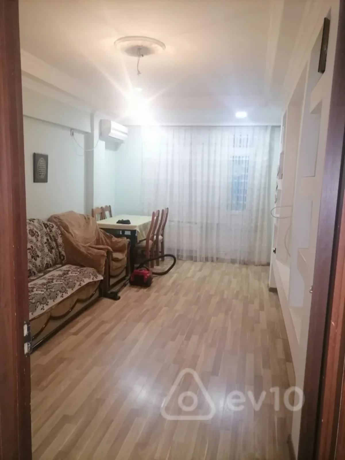 Kirayə verilir 3 otaqlı yeni tikili 60 m²