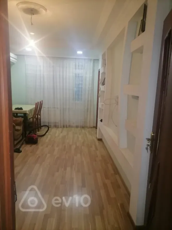 Kirayə verilir 3 otaqlı yeni tikili 60 m²
