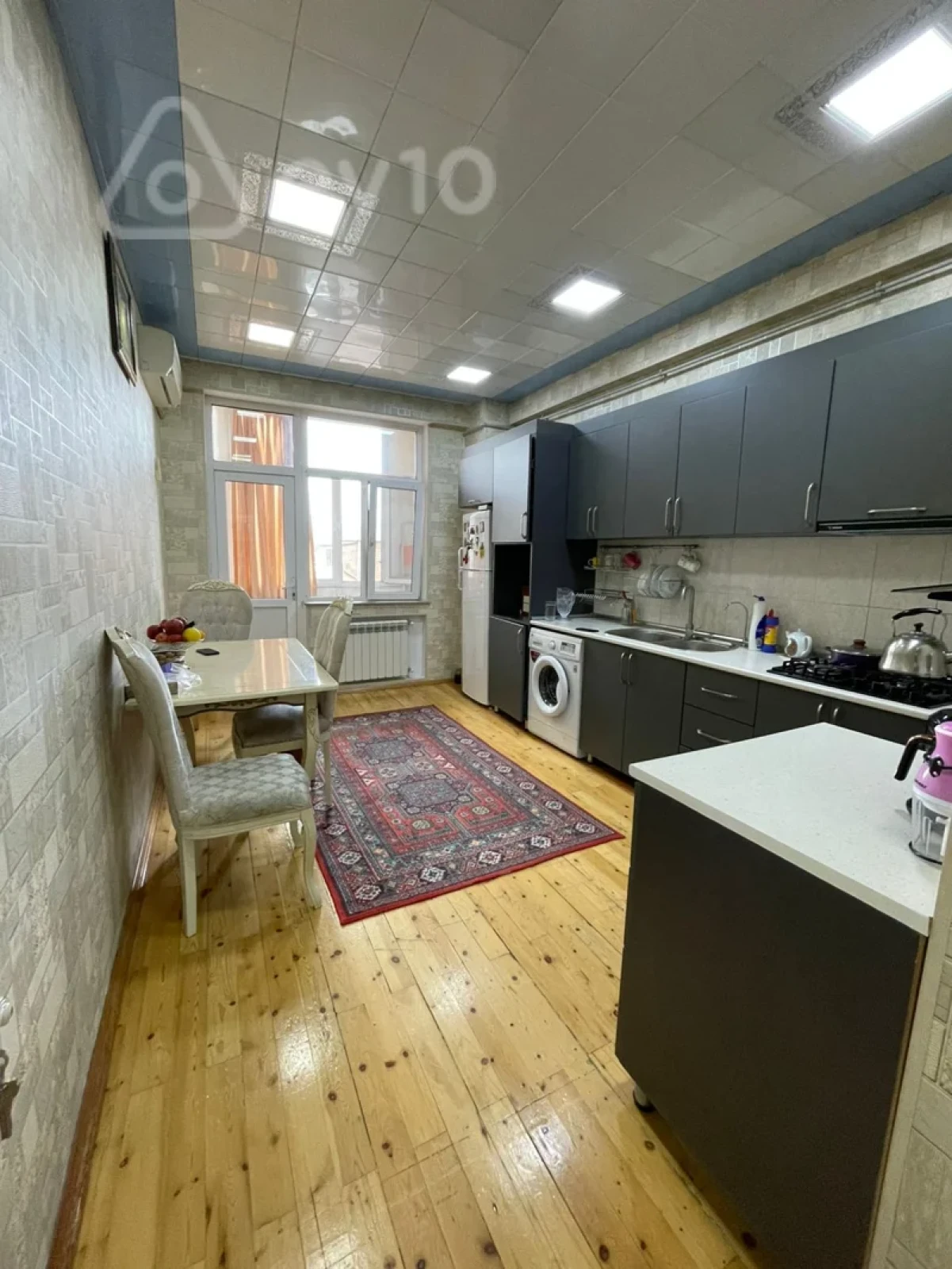 Satılır 3 otaqlı yeni tikili 120 m²