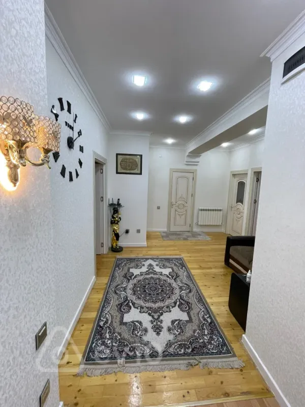 Satılır 3 otaqlı yeni tikili 120 m²