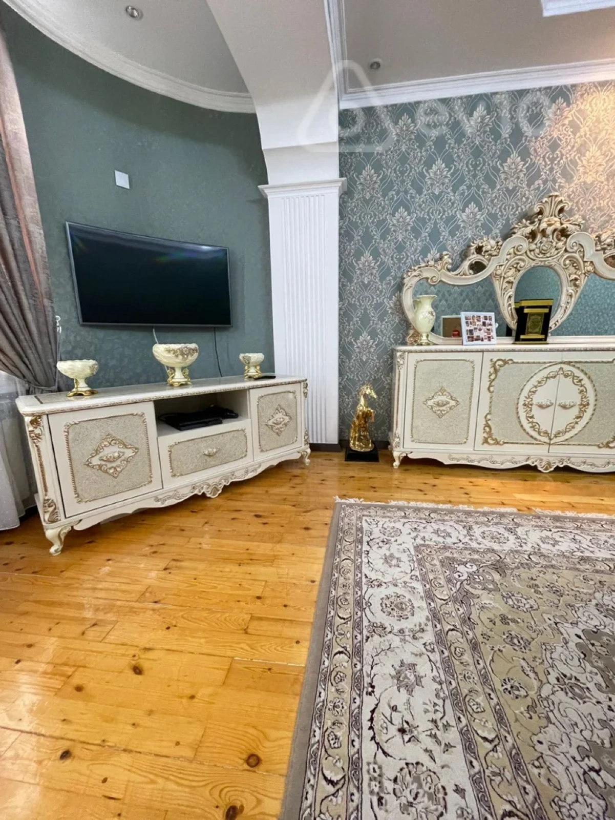 Satılır 3 otaqlı yeni tikili 120 m²