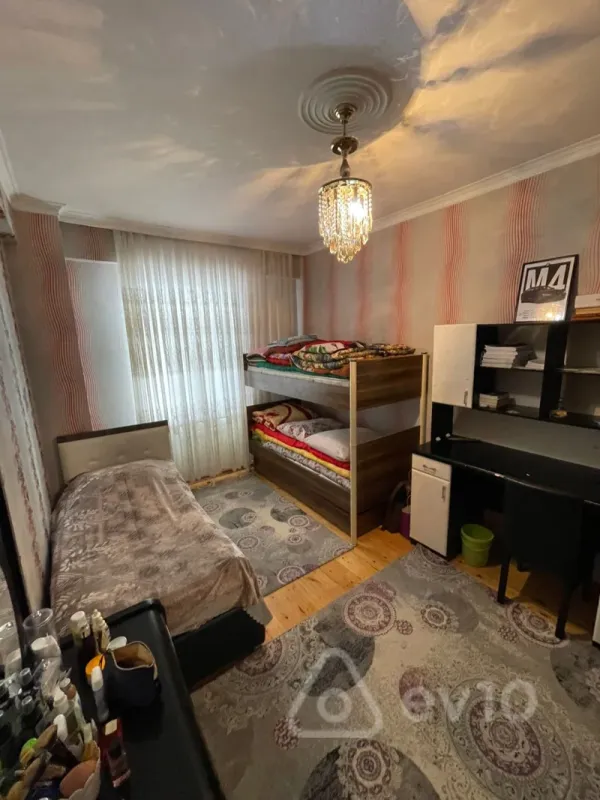 Satılır 3 otaqlı yeni tikili 120 m²