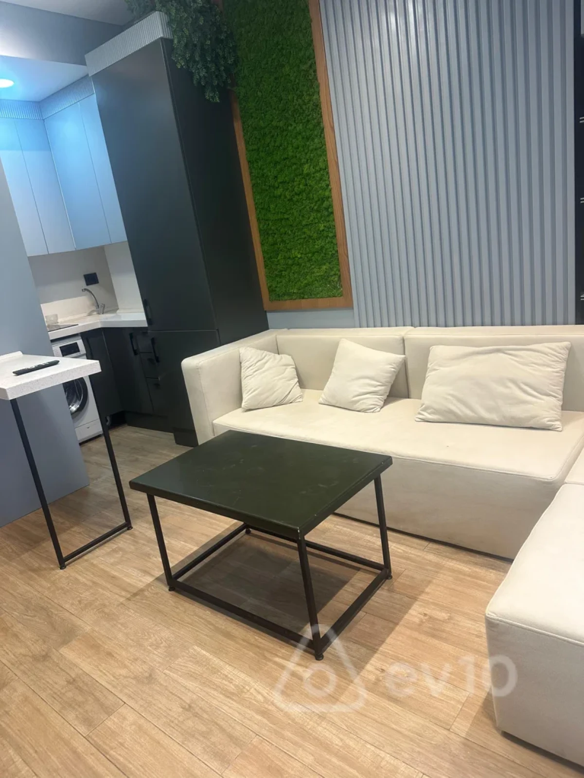 Kirayə verilir 2 otaqlı yeni tikili 45 m²