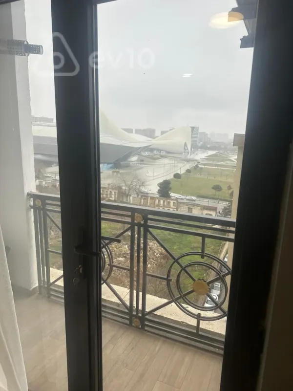 Kirayə verilir 2 otaqlı yeni tikili 45 m²