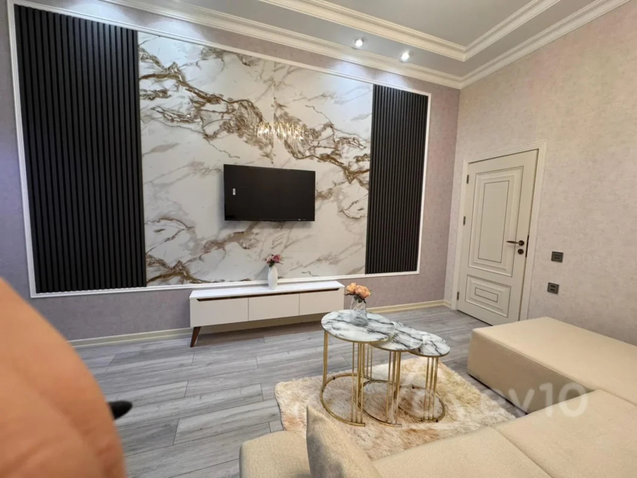 Kirayə verilir 2 otaqlı yeni tikili 80 m²