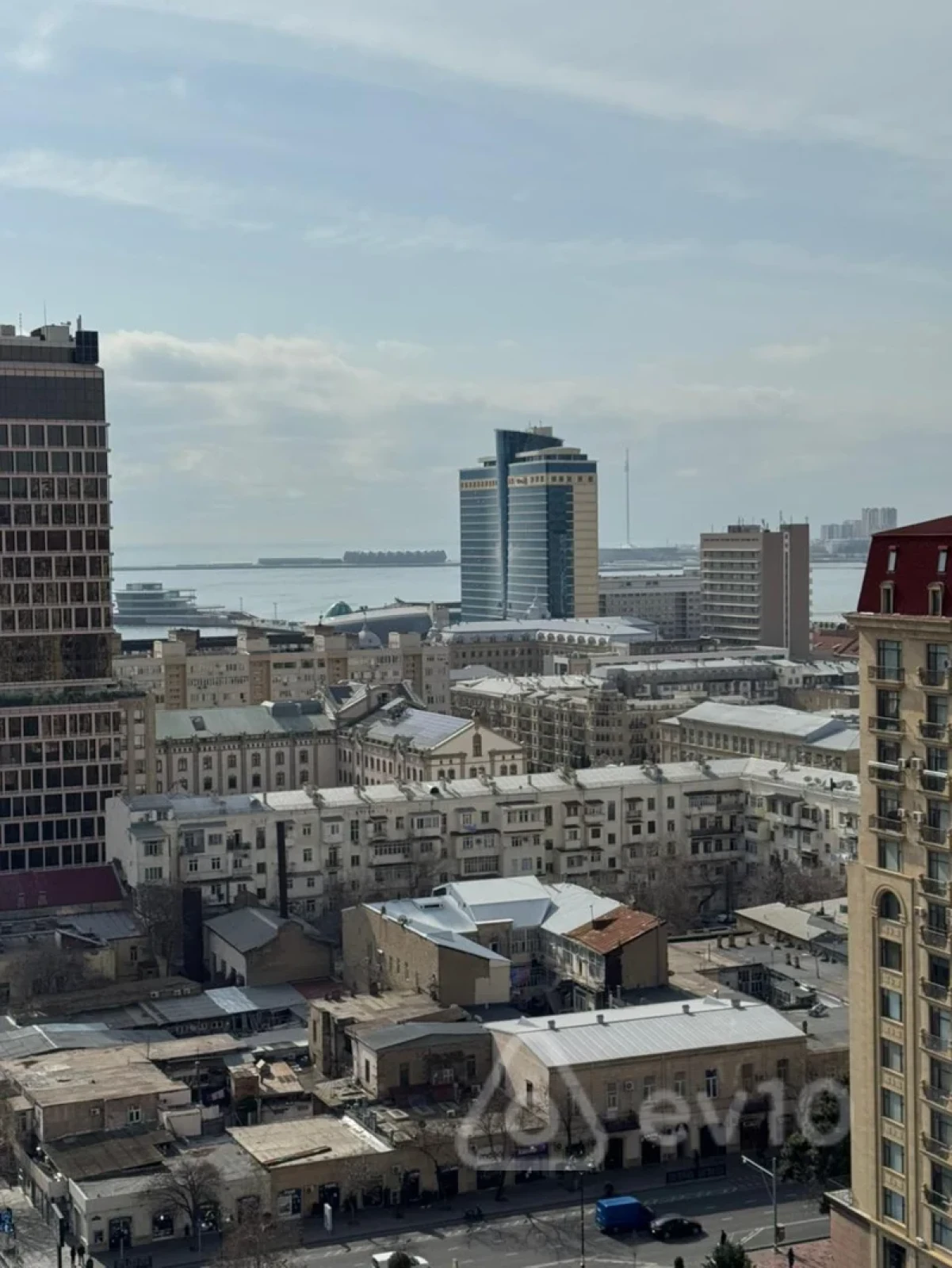 Kirayə verilir 3 otaqlı yeni tikili 130 m²