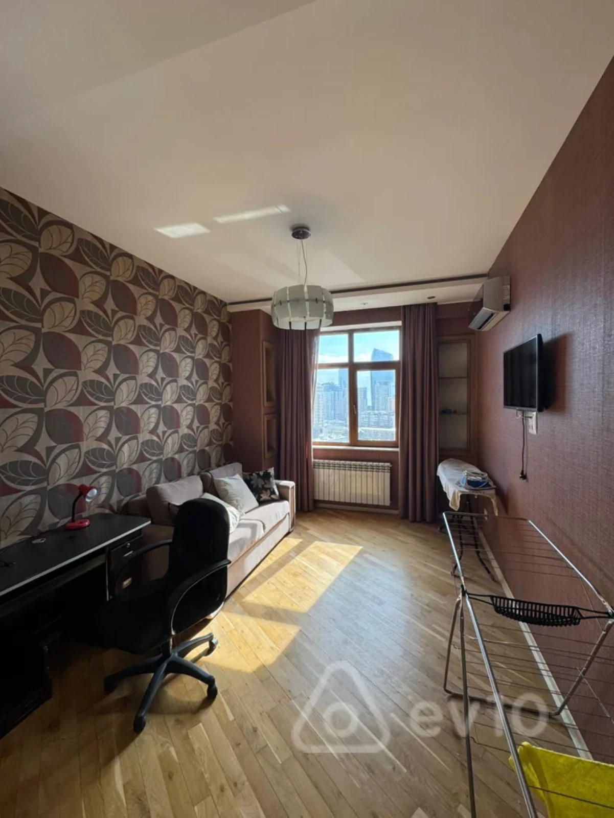 Kirayə verilir 3 otaqlı yeni tikili 130 m²