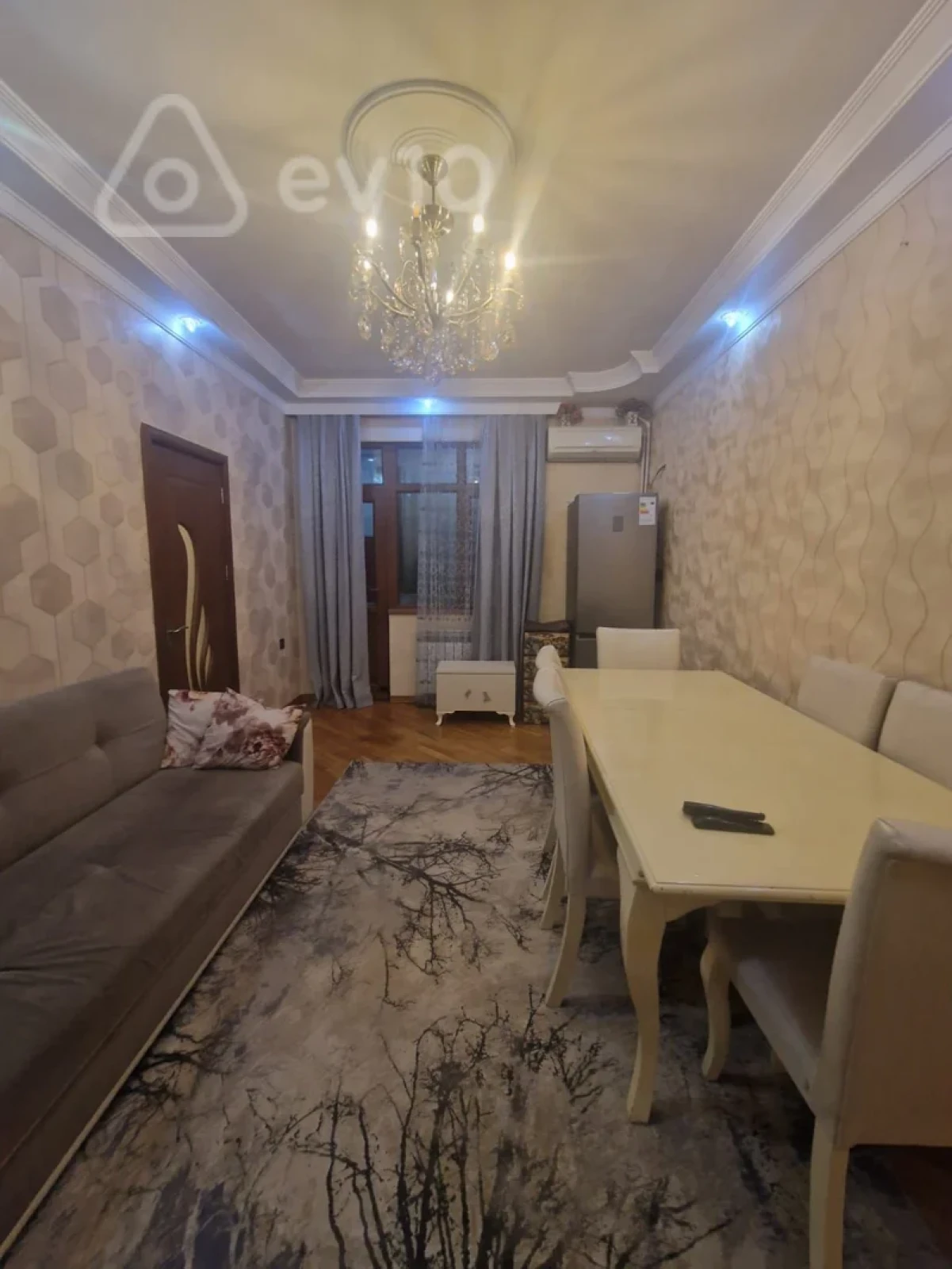 Kirayə verilir 3 otaqlı köhnə tikili 55 m²