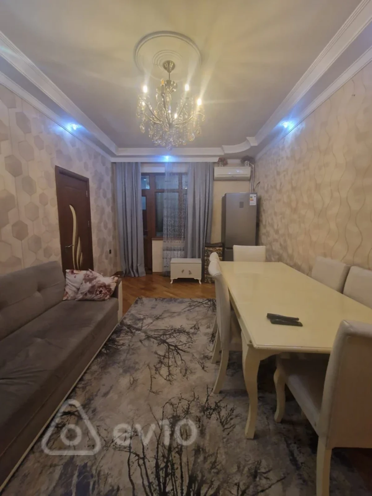Kirayə verilir 3 otaqlı köhnə tikili 55 m²