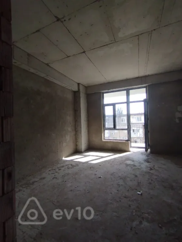 Satılır 4 otaqlı yeni tikili 196 m²