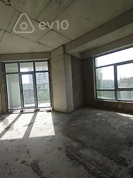 Satılır 4 otaqlı yeni tikili 196 m²