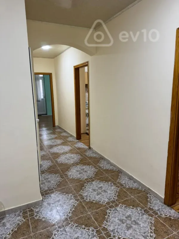 Kirayə verilir 2 otaqlı yeni tikili 82 m²