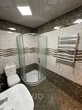 Kirayə verilir 2 otaqlı yeni tikili 71 m²