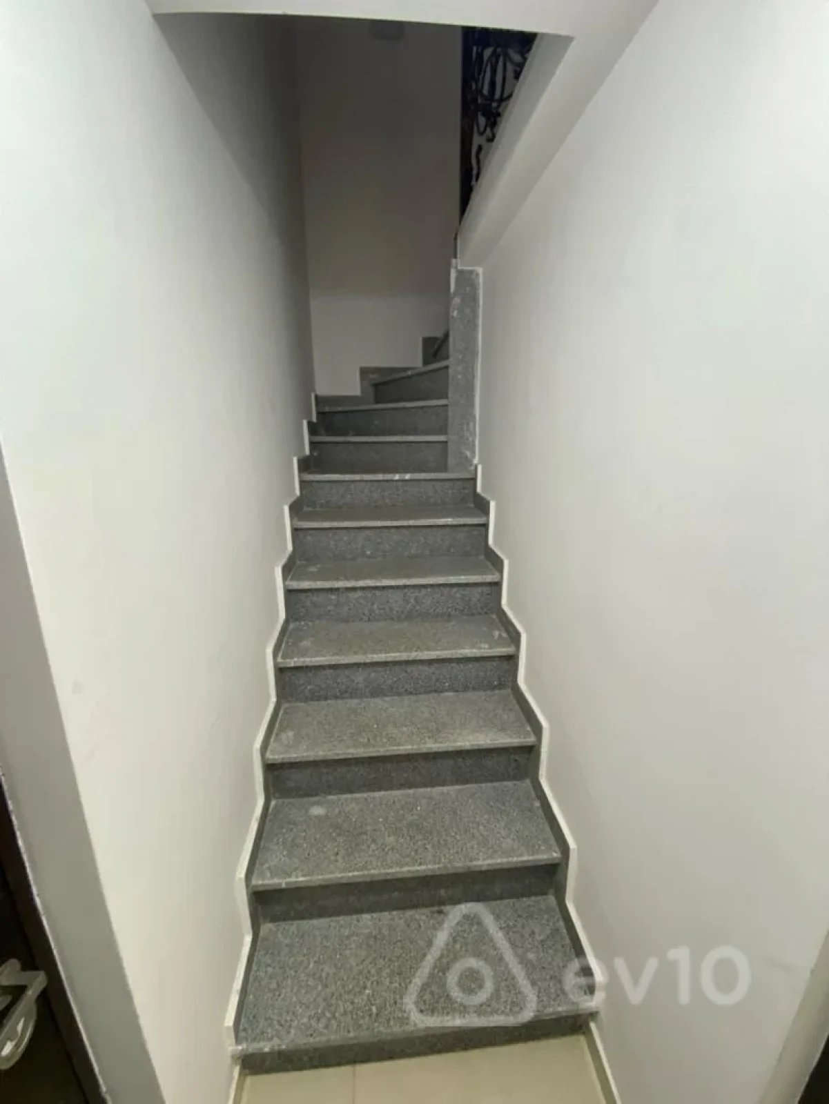 Kirayə verilir mənzil 80 m²