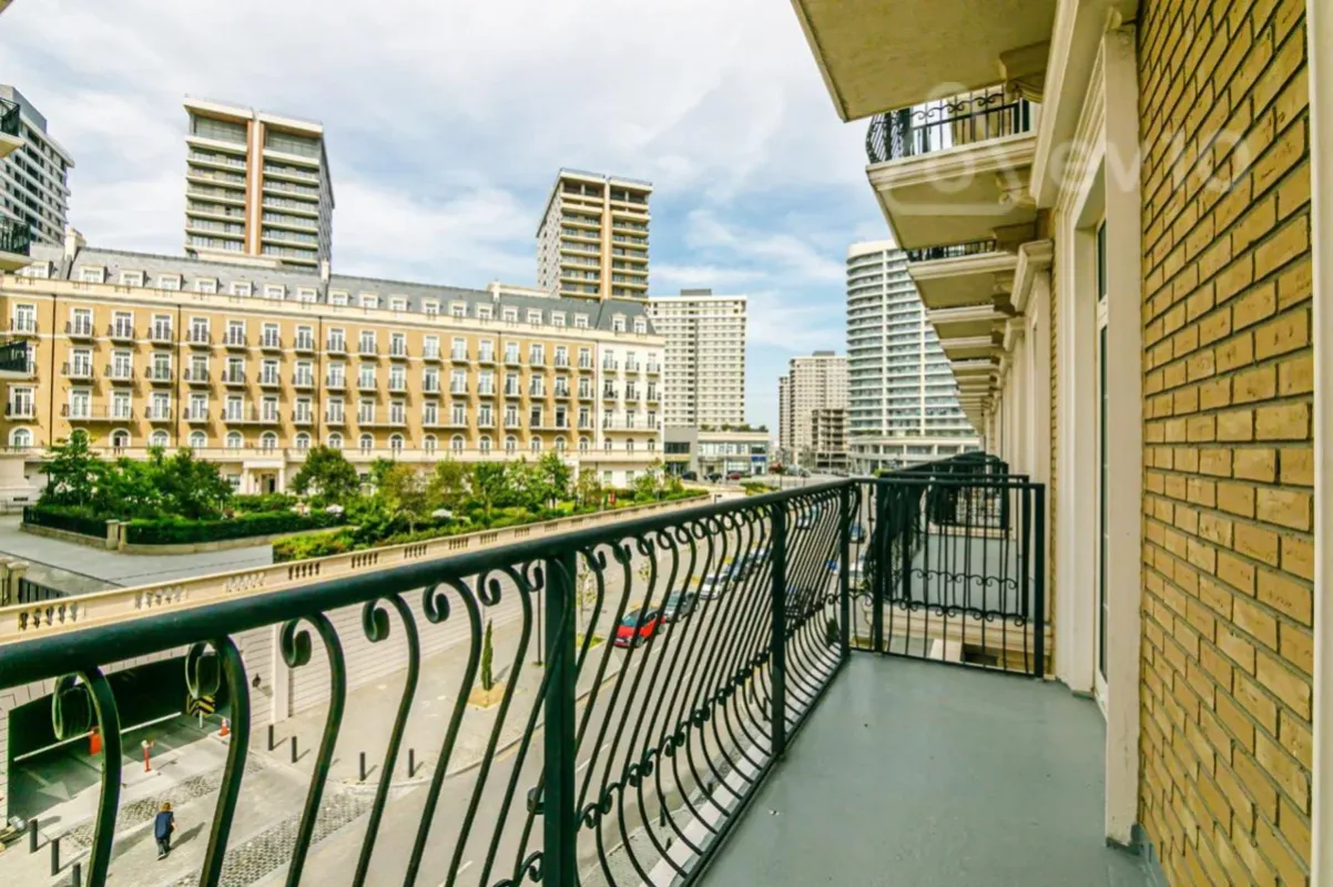 Kirayə verilir 3 otaqlı yeni tikili 110 m²