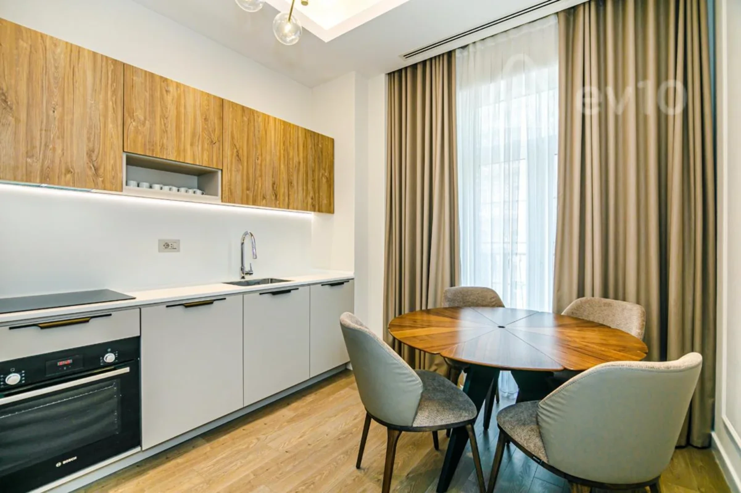 Kirayə verilir 3 otaqlı yeni tikili 110 m²