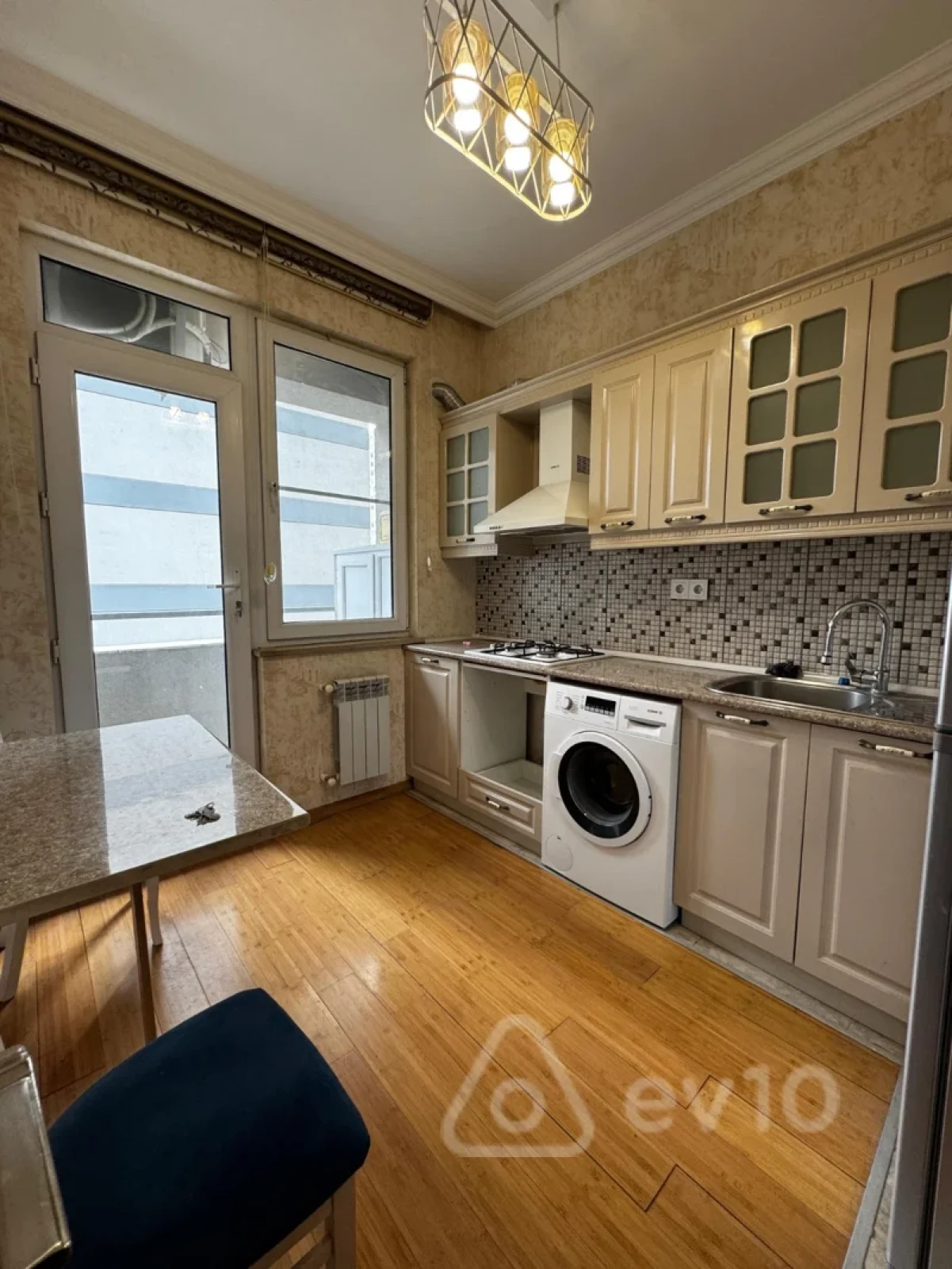 Satılır 2 otaqlı yeni tikili 55 m²