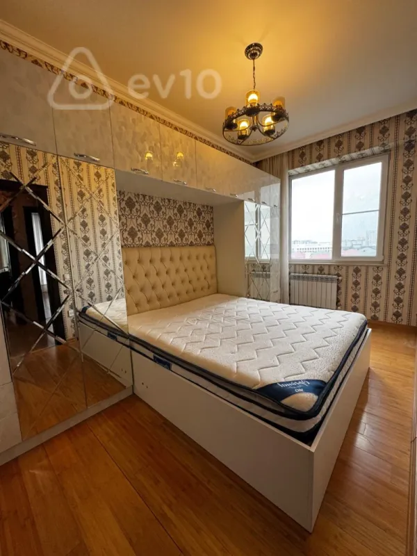 Satılır 2 otaqlı yeni tikili 55 m²