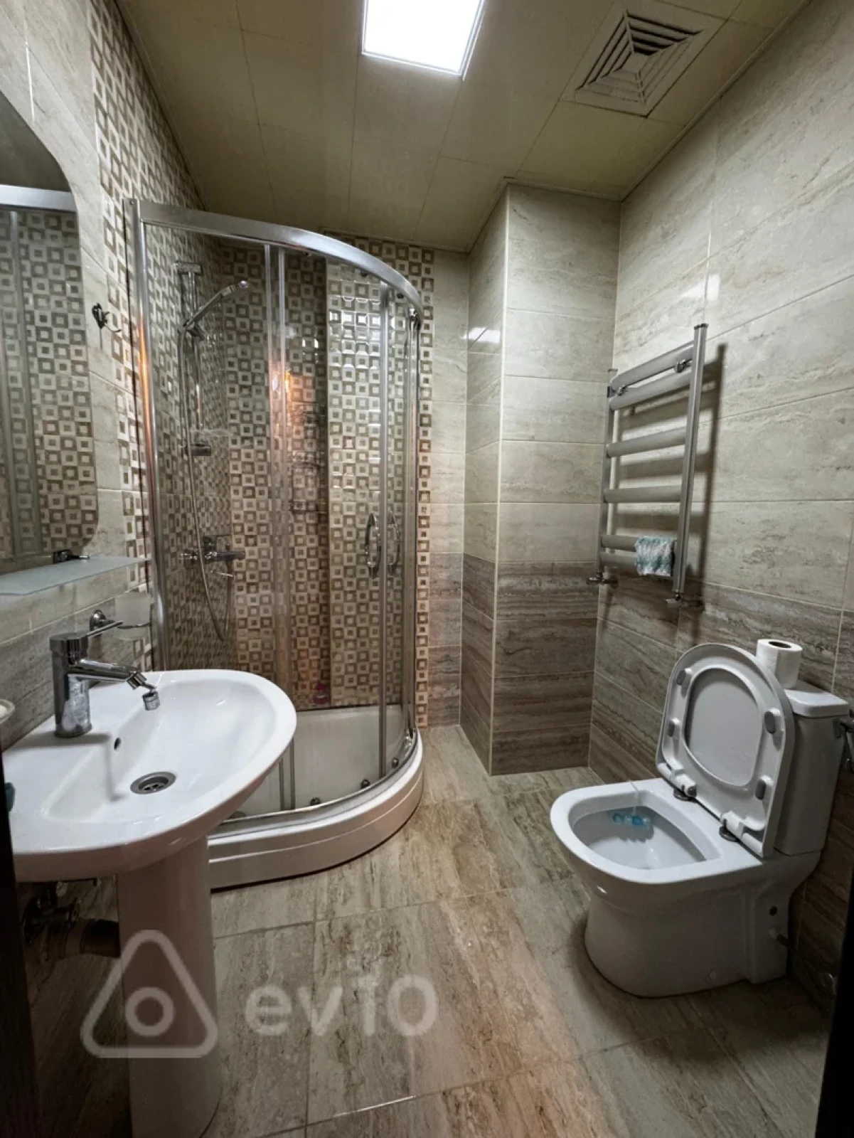 Satılır 2 otaqlı yeni tikili 55 m²