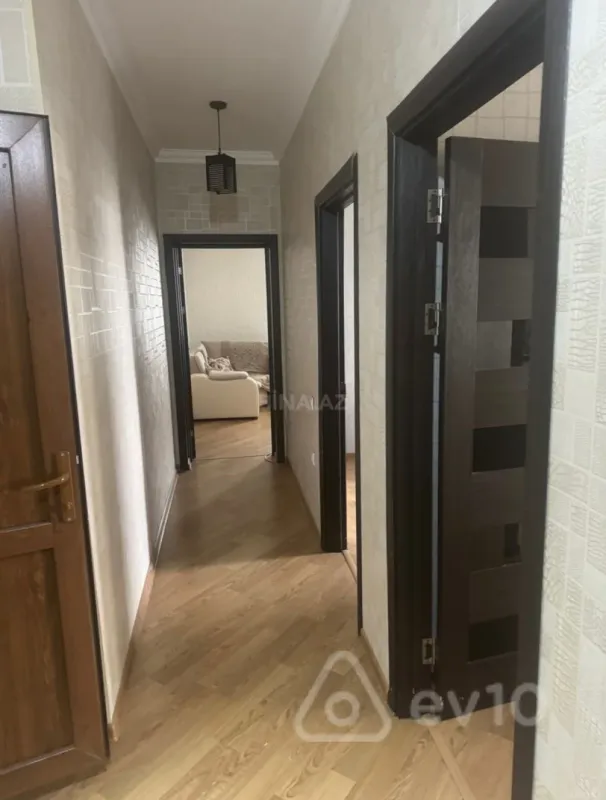 Kirayə verilir 2 otaqlı yeni tikili 68 m²