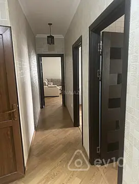 Kirayə verilir 2 otaqlı yeni tikili 68 m²