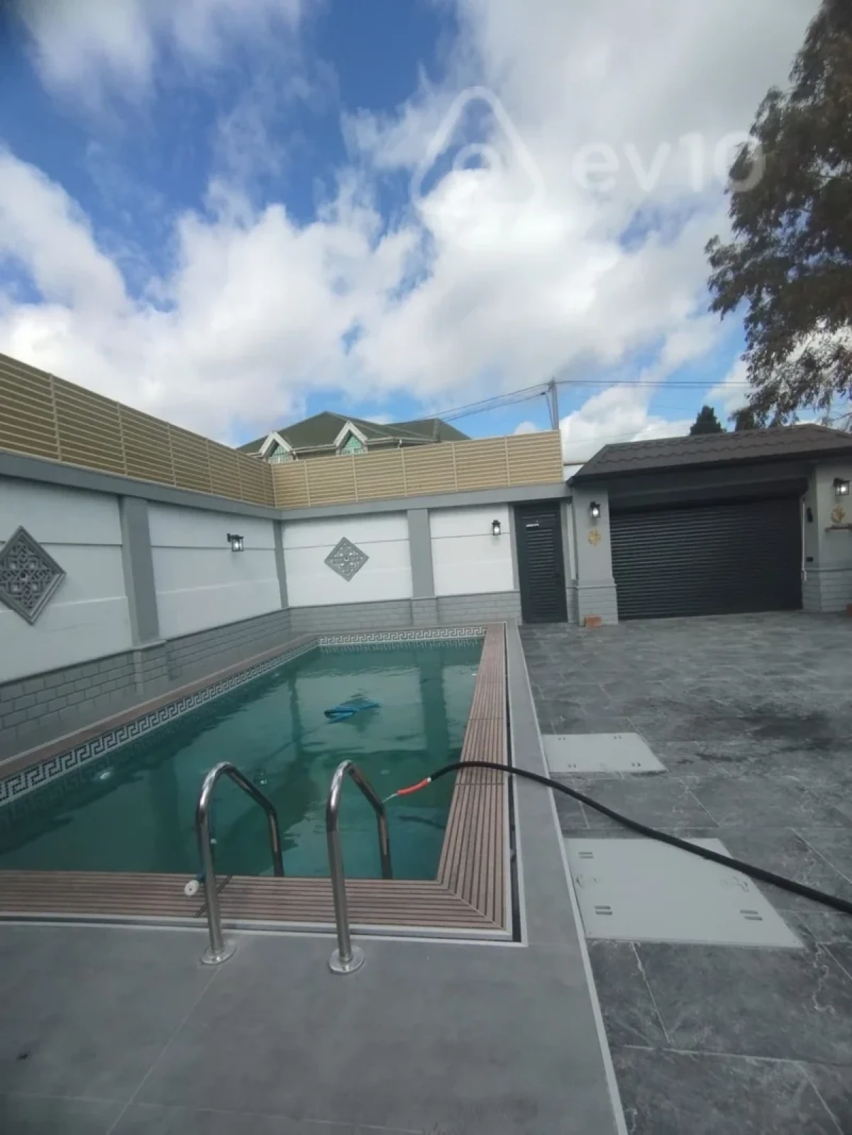 Satılır 3 otaqlı həyət evi 110 m²