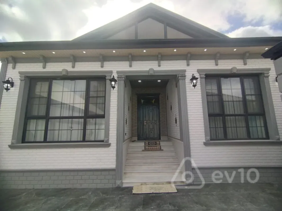 Satılır 3 otaqlı həyət evi 110 m²