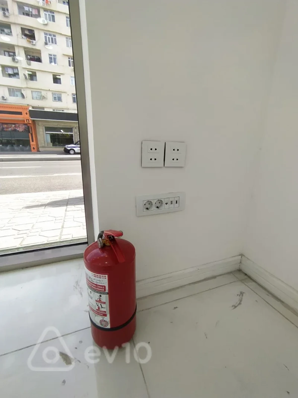 Kirayə verilir mənzil 103 m²