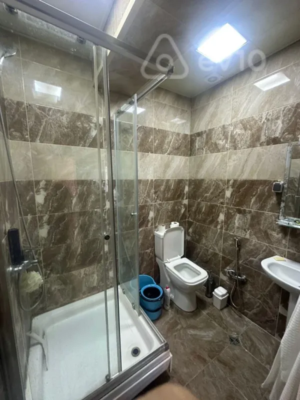 Kirayə verilir 2 otaqlı yeni tikili 78 m²