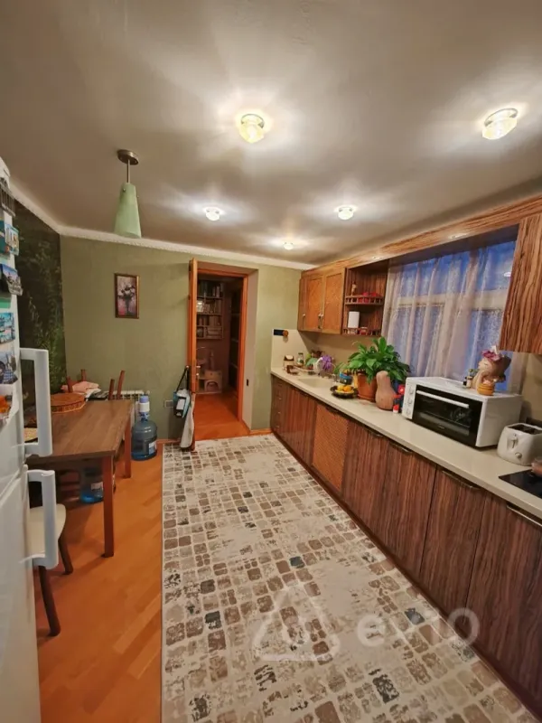 Satılır 2 otaqlı köhnə tikili 62 m²