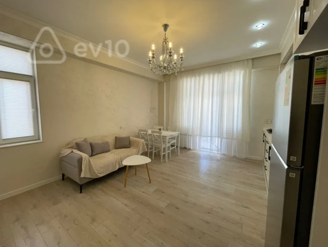 Kirayə verilir 2 otaqlı yeni tikili 65 m²