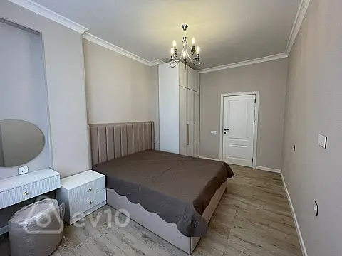 Kirayə verilir 2 otaqlı yeni tikili 65 m²
