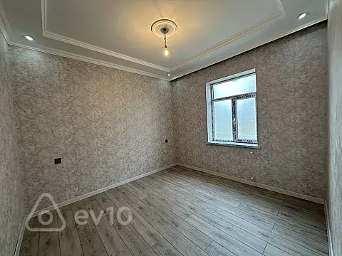 Satılır 4 otaqlı həyət evi 100 m²