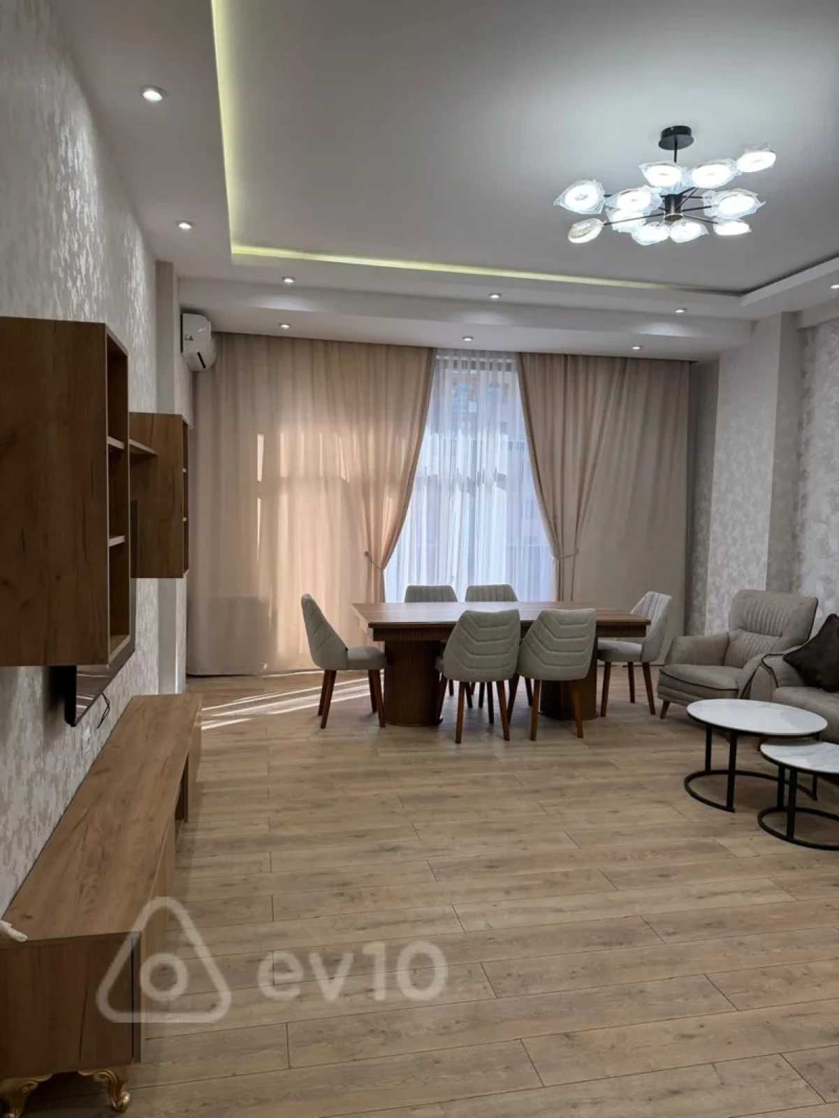 Satılır 2 otaqlı yeni tikili 91 m²