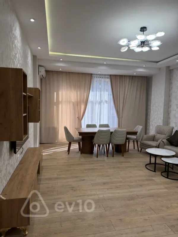 Satılır 2 otaqlı yeni tikili 91 m²