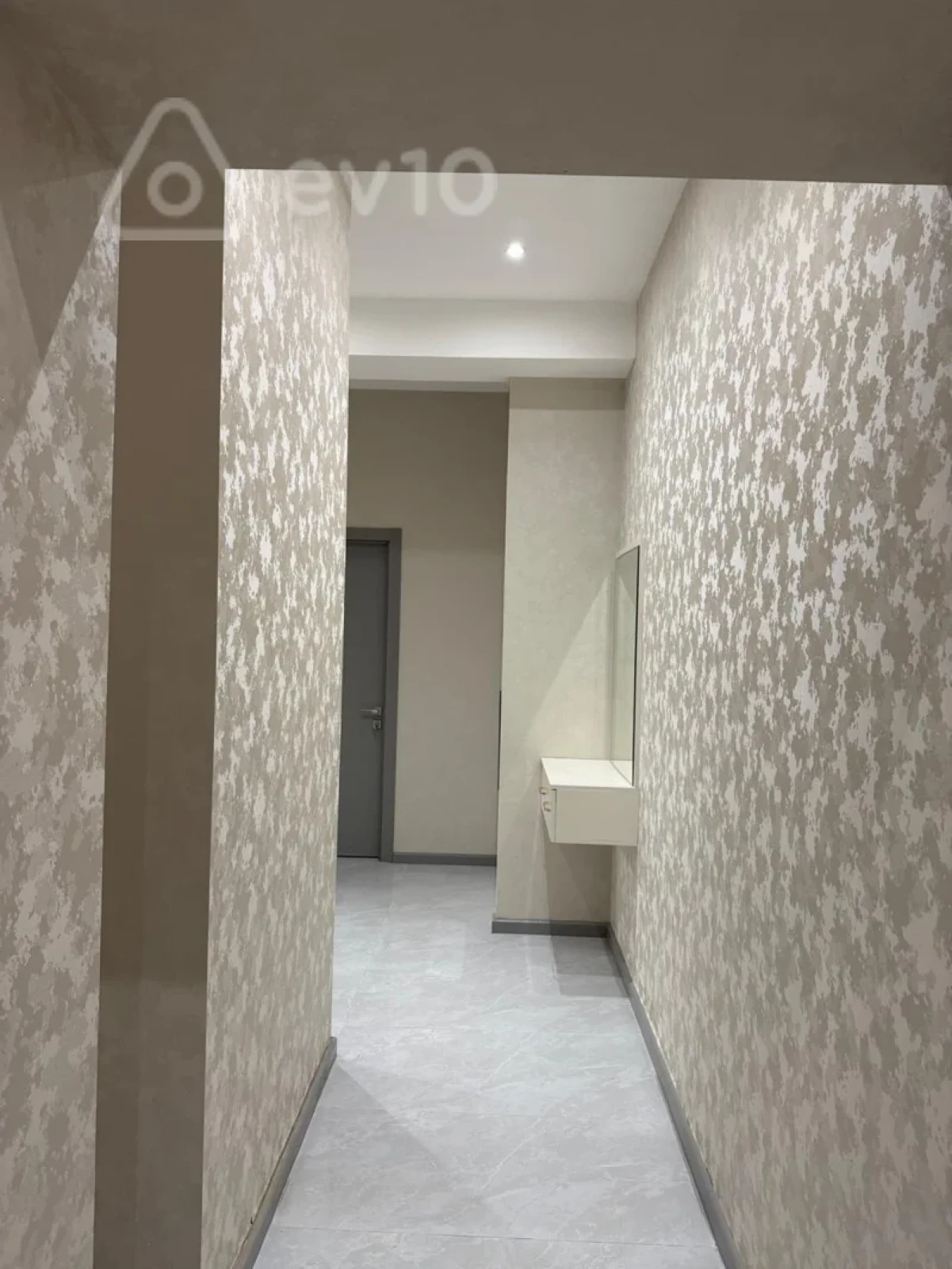 Satılır 2 otaqlı yeni tikili 91 m²