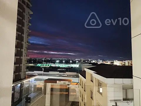 Kirayə verilir 2 otaqlı yeni tikili 65 m²