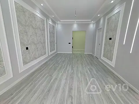 Satılır 3 otaqlı yeni tikili 74 m²