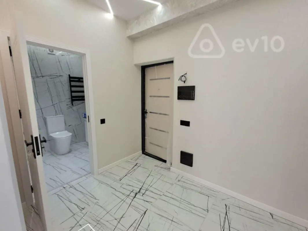 Satılır 3 otaqlı yeni tikili 74 m²