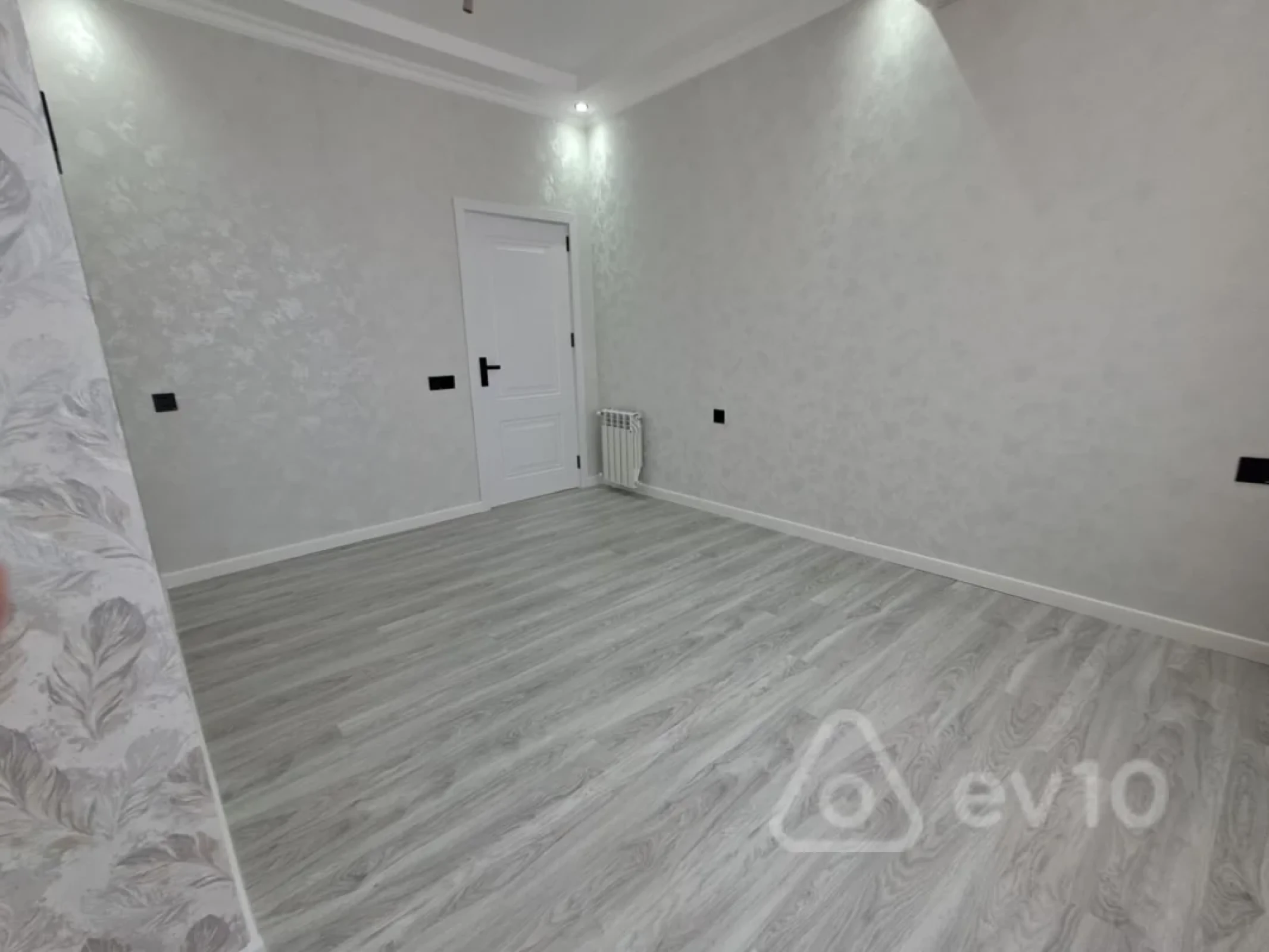 Satılır 3 otaqlı yeni tikili 74 m²