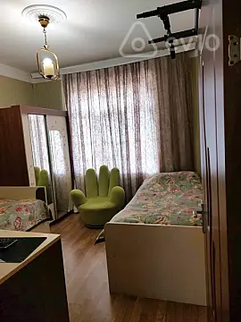 Satılır 4 otaqlı köhnə tikili 120 m²