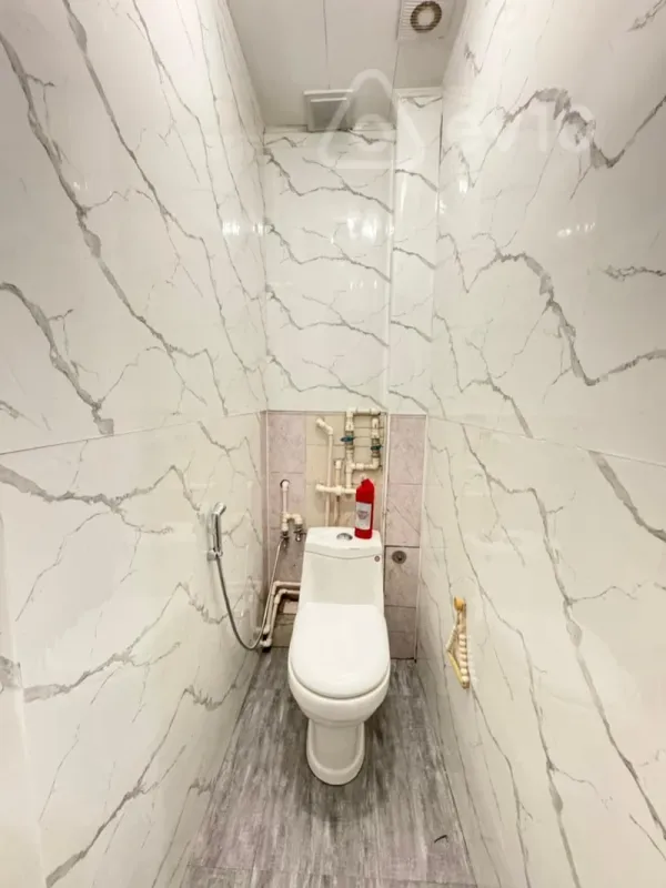 Satılır 2 otaqlı köhnə tikili 55 m²