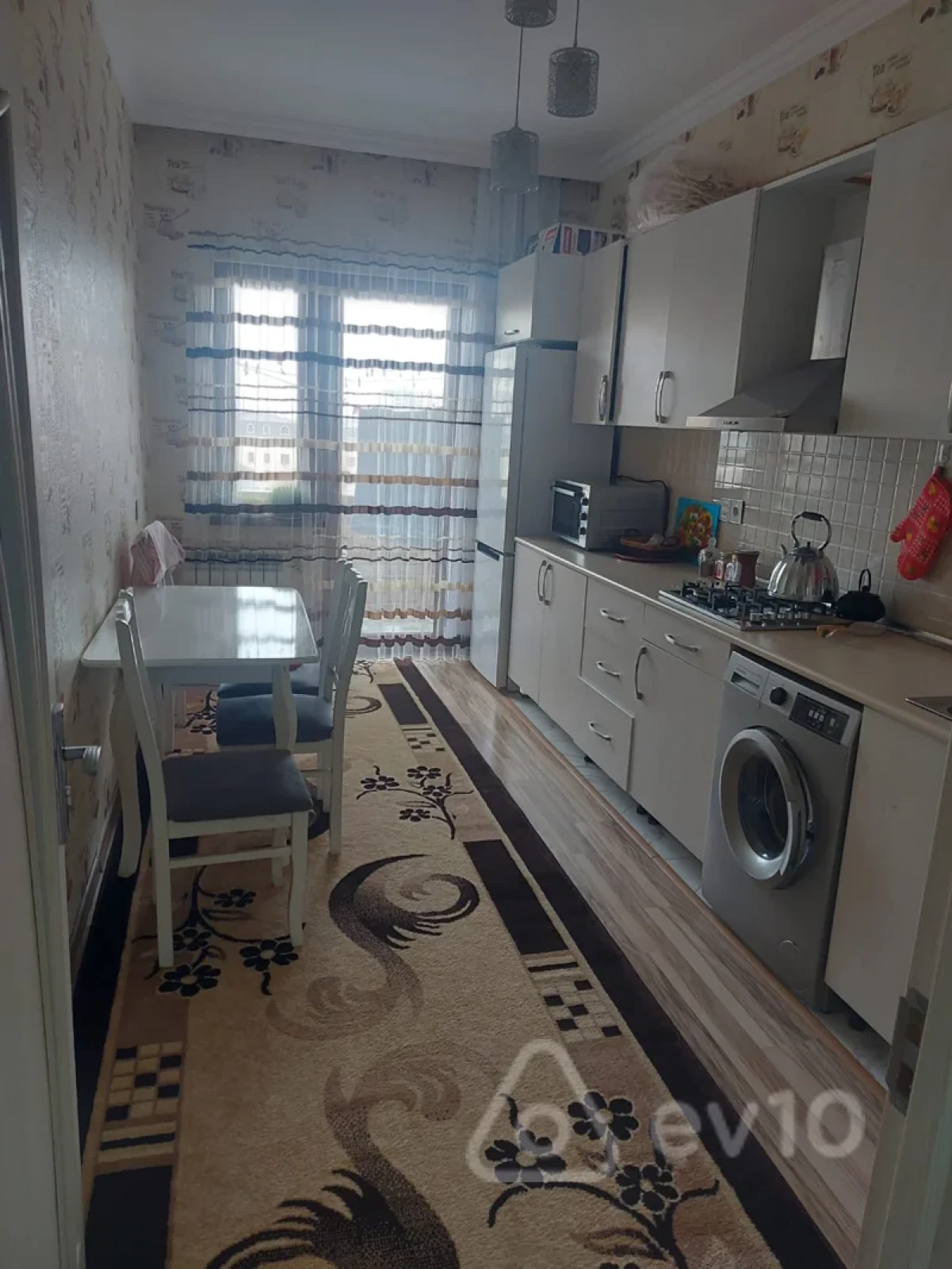 Kirayə verilir 2 otaqlı yeni tikili 78 m²