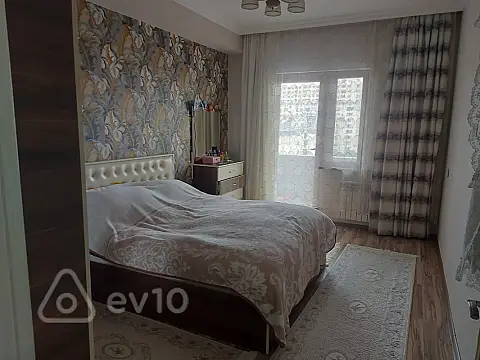 Kirayə verilir 2 otaqlı yeni tikili 78 m²