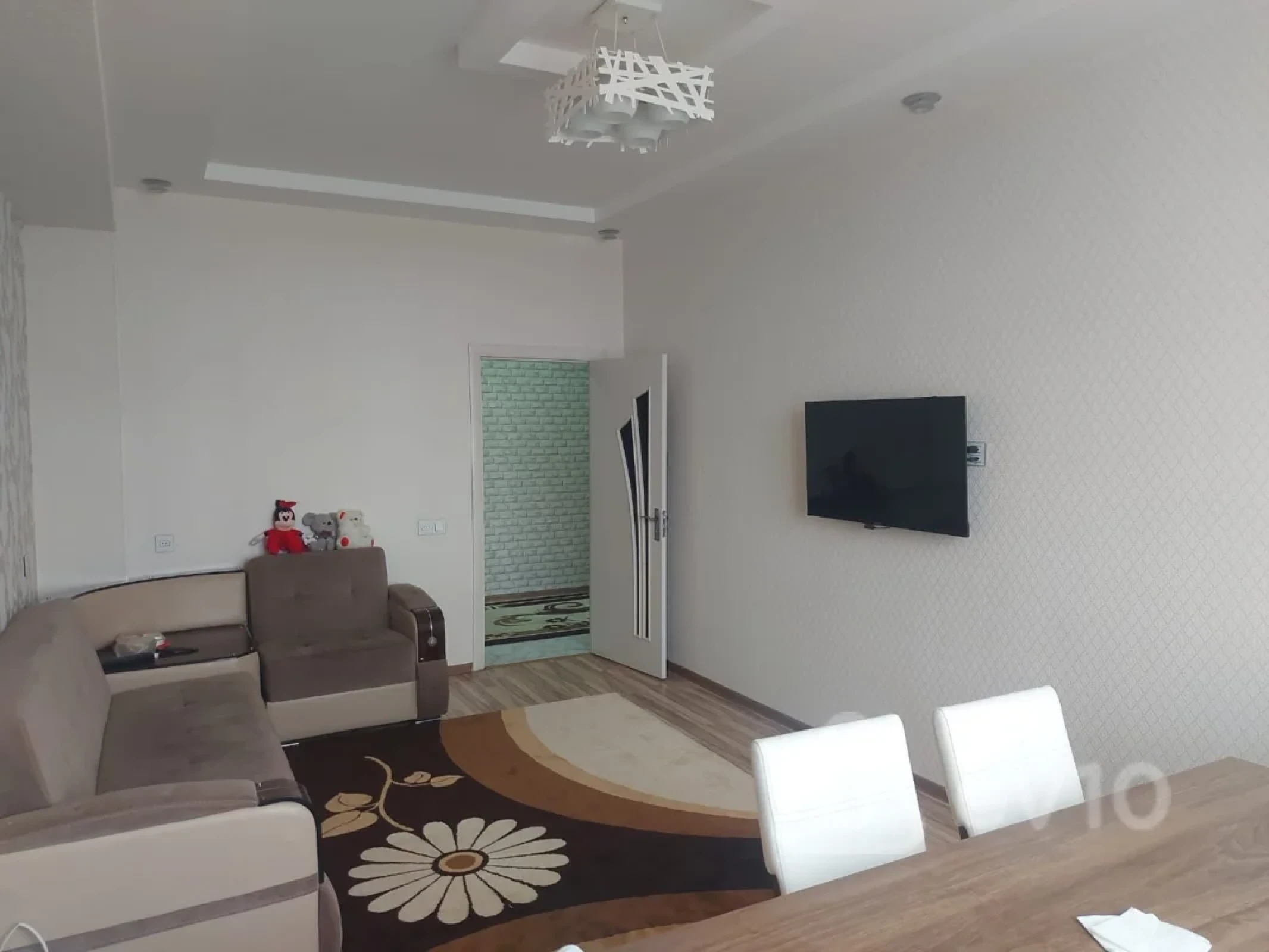 Kirayə verilir 2 otaqlı yeni tikili 78 m²